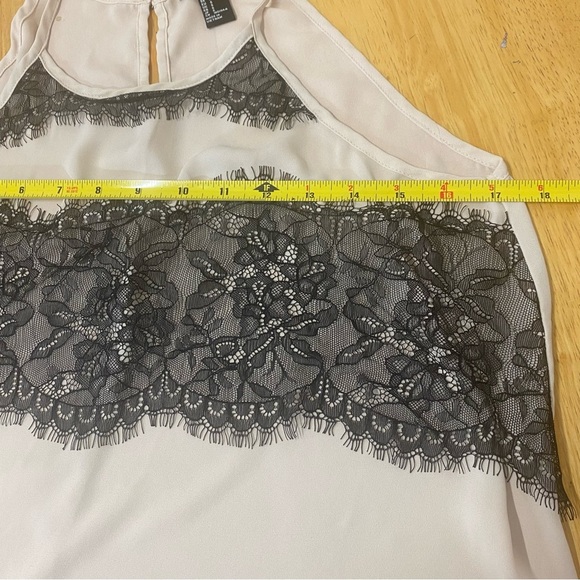 Tank Top Ivory with Black Lace Flowy Top Size Small Forever 21 - Picture 7 of 9